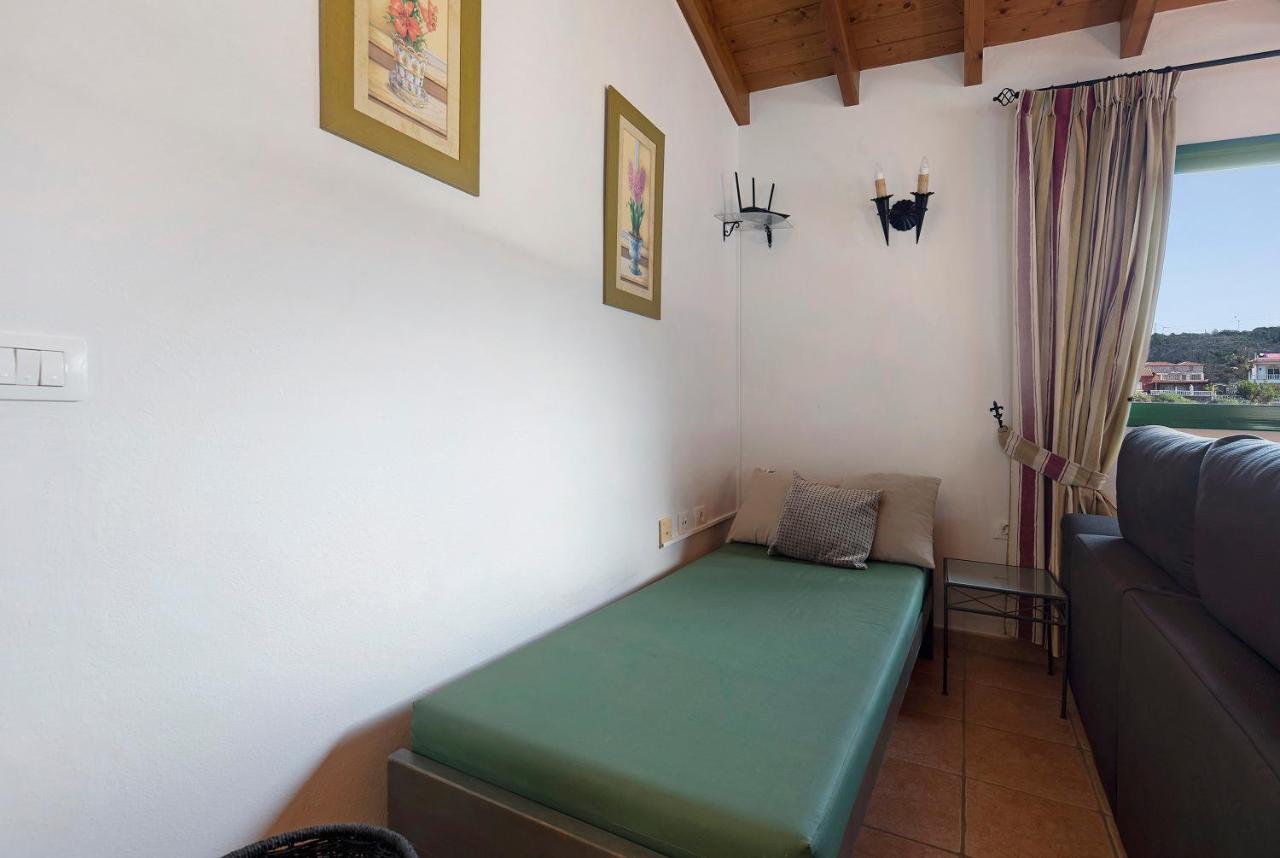 Apartamento Tily Icod De Los Vinos Luaran gambar